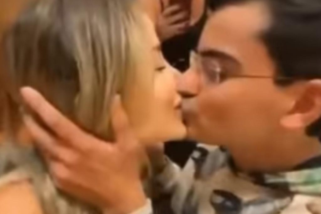 Dudu e Saory assumem namoro e compartilham momento especial