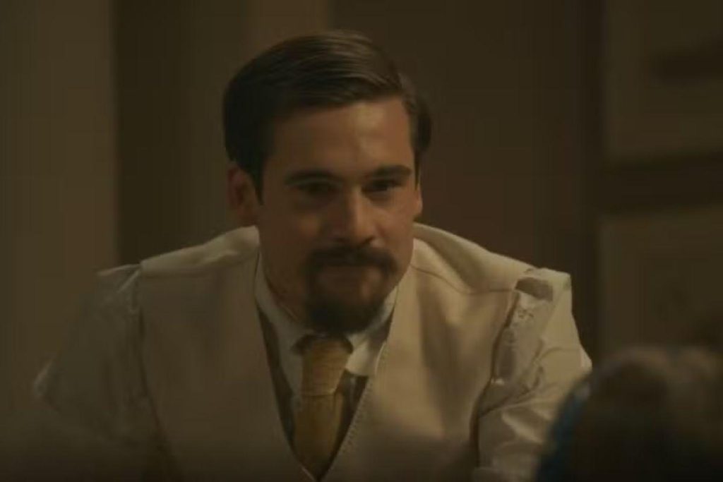 Em meio ao drama, Mirinho deixa claro que não quer a morte de Tonho
