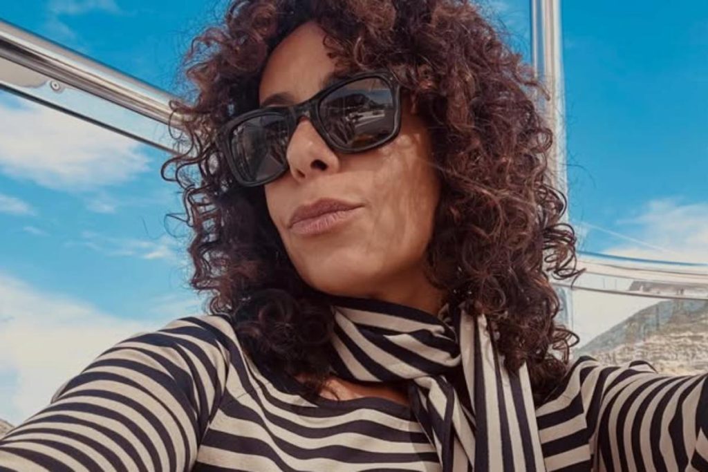 Samantha Schmütz diverte fãs com resposta criativa a admiradora