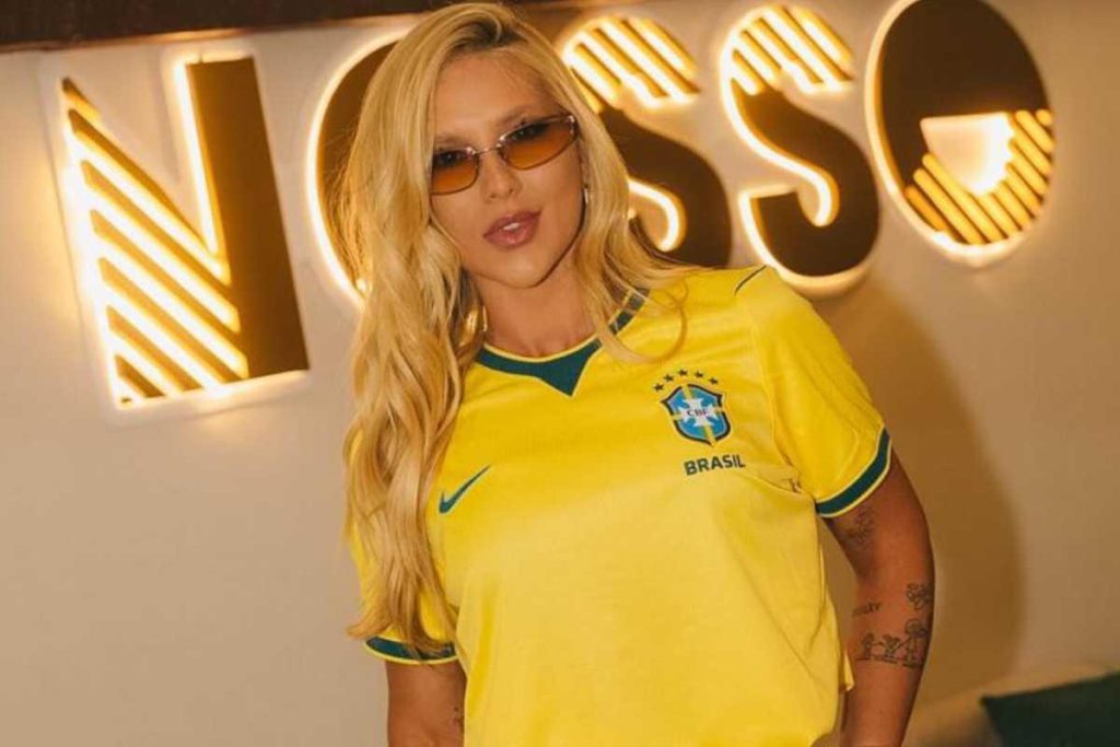 Virginia se pronuncia após ser alvo de ofensas em jogo da Seleção