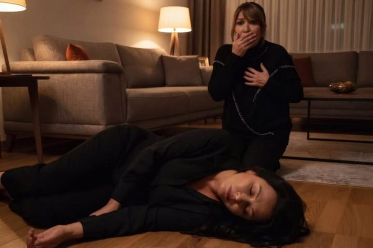 Em ‘Coração de Mãe’, Filiz é presa e Hakan toma uma atitude decisiva!