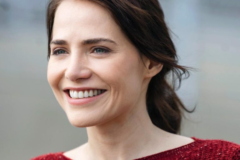 A reviravolta na vida de Adriana: fortuna secreta revelada!