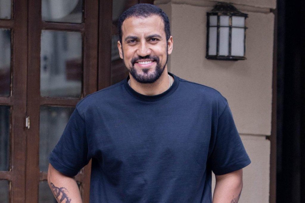 Em transformação, Ricardo Teodoro emagrece para novo papel na TV