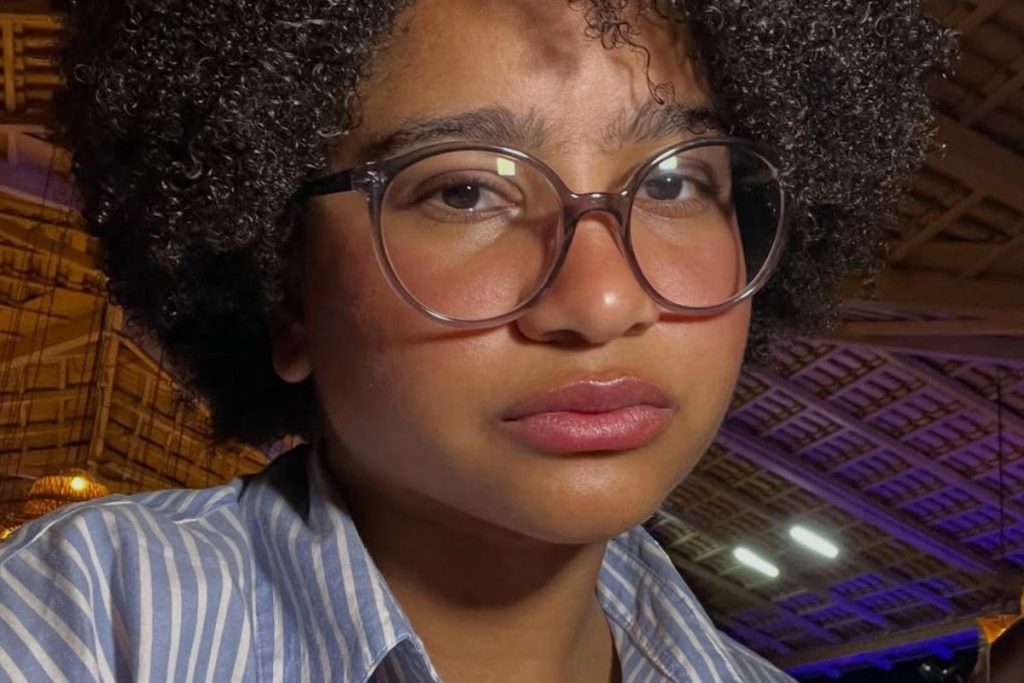 Tia Milena se manifesta contra racismo após reencontro com ex-BBBs