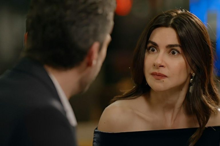 Encontro inesperado: Ayça e Hakan se cruzam em jantar tenso